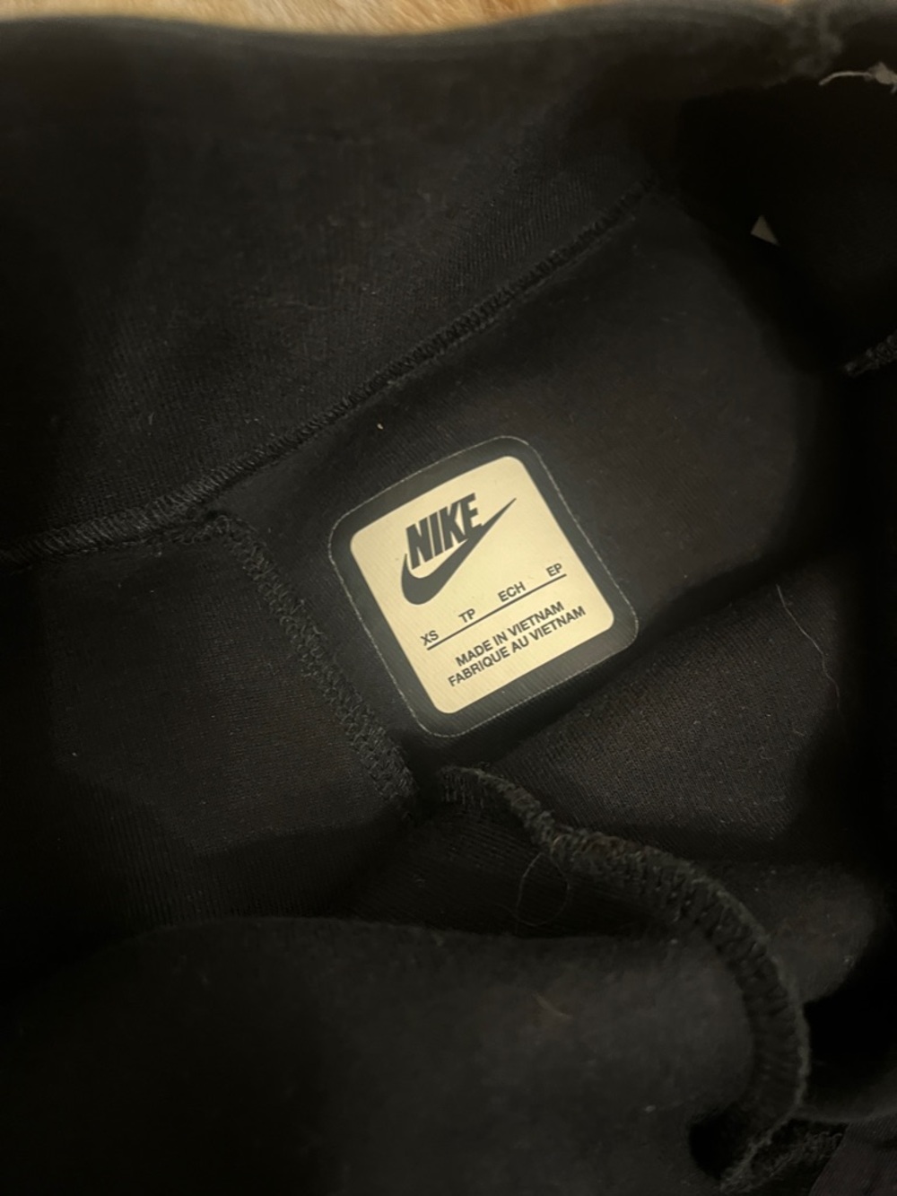 Nike Black Women's Pleated Wide-Leg Track Pants Tech fleece - Picture 3 of 3